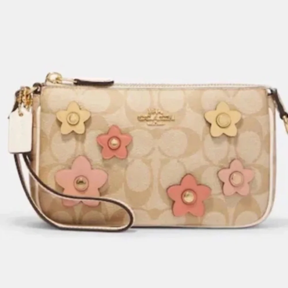 Coach Small Signature Appliqué Summer Bag NWT